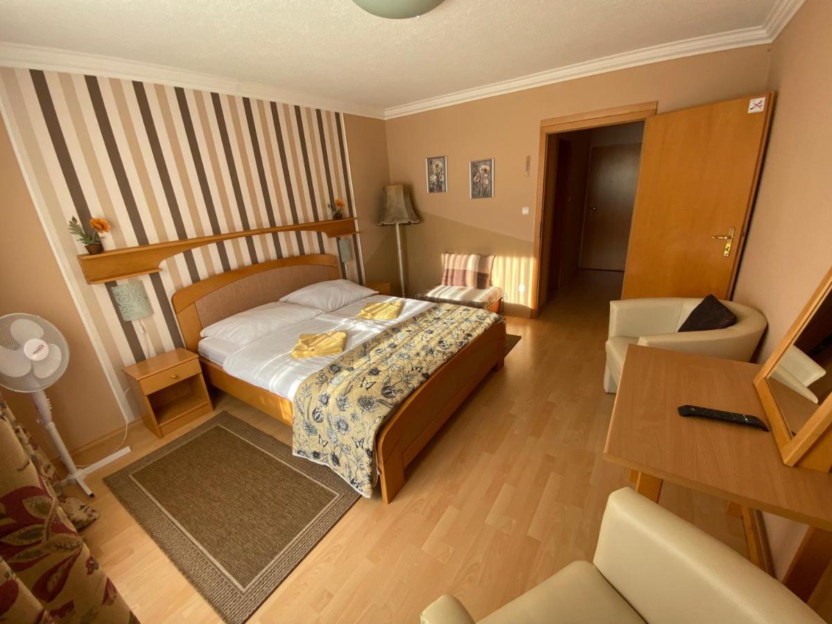 Villa Lux Heviz Ngoại thất bức ảnh