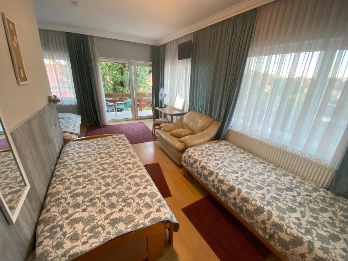 Villa Lux Heviz Ngoại thất bức ảnh