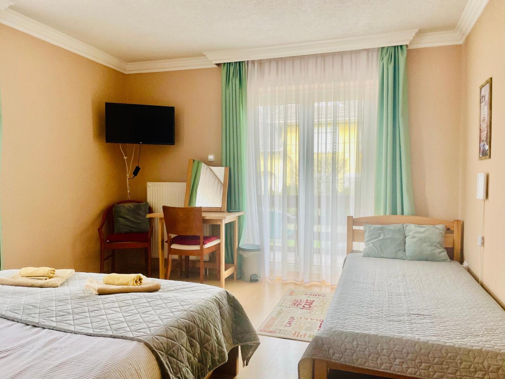 Villa Lux Heviz Ngoại thất bức ảnh
